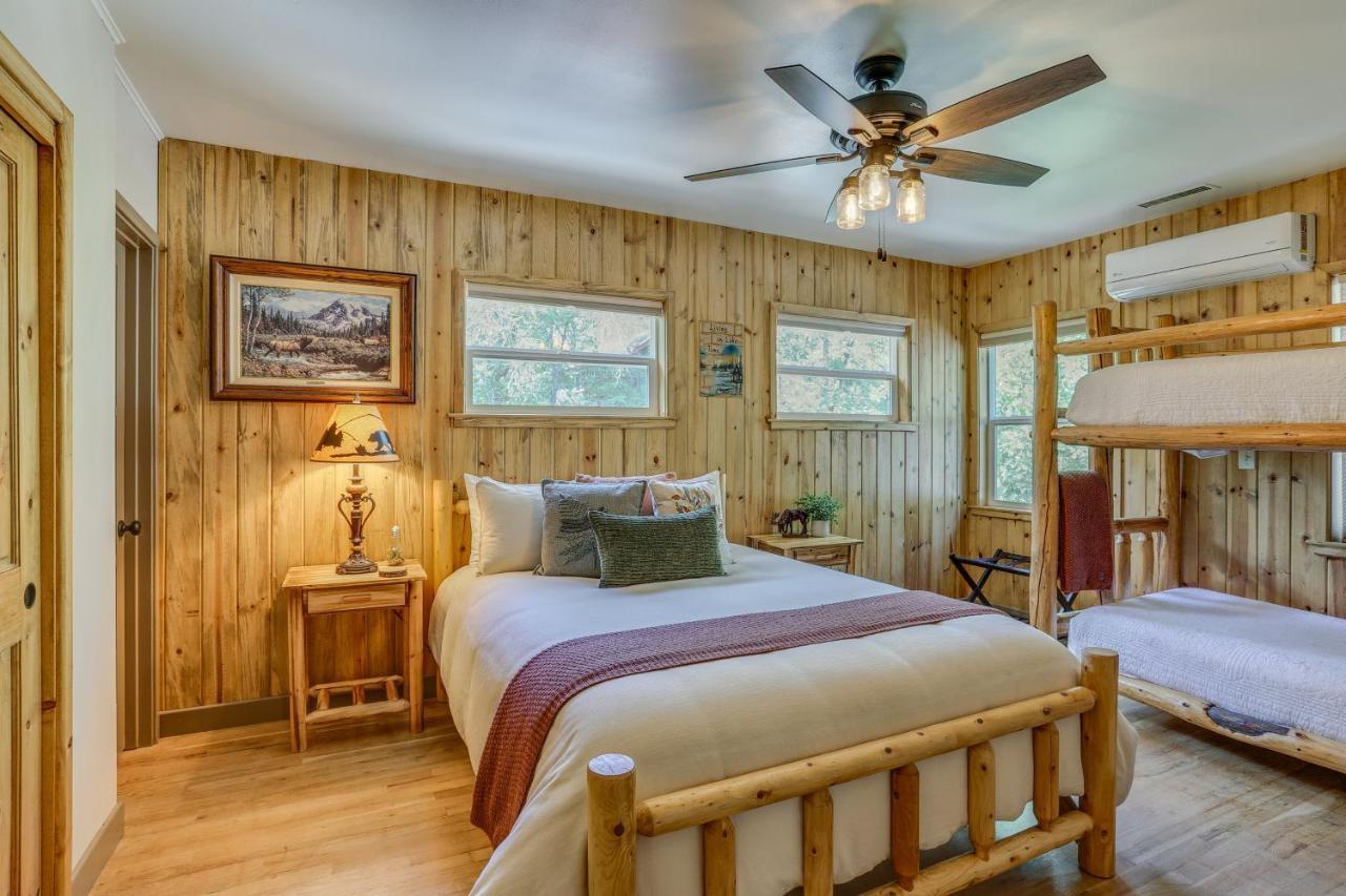 Rustic Oakhurst Retreat Less Than 4 Mi To Bass Lake! Villa Bagian luar foto