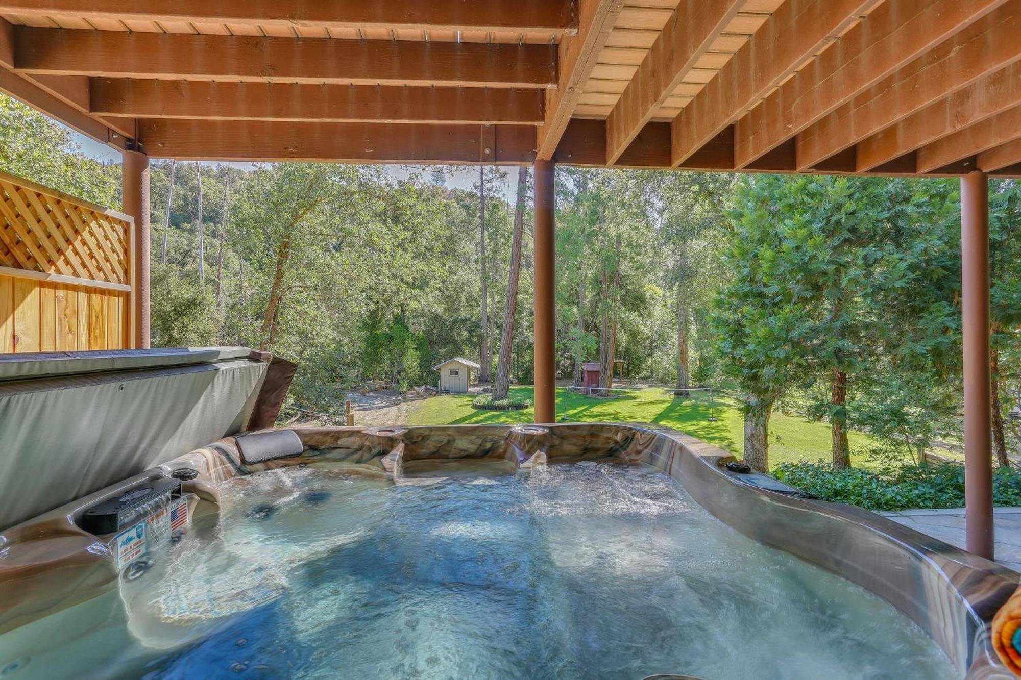 Rustic Oakhurst Retreat Less Than 4 Mi To Bass Lake! Villa Bagian luar foto