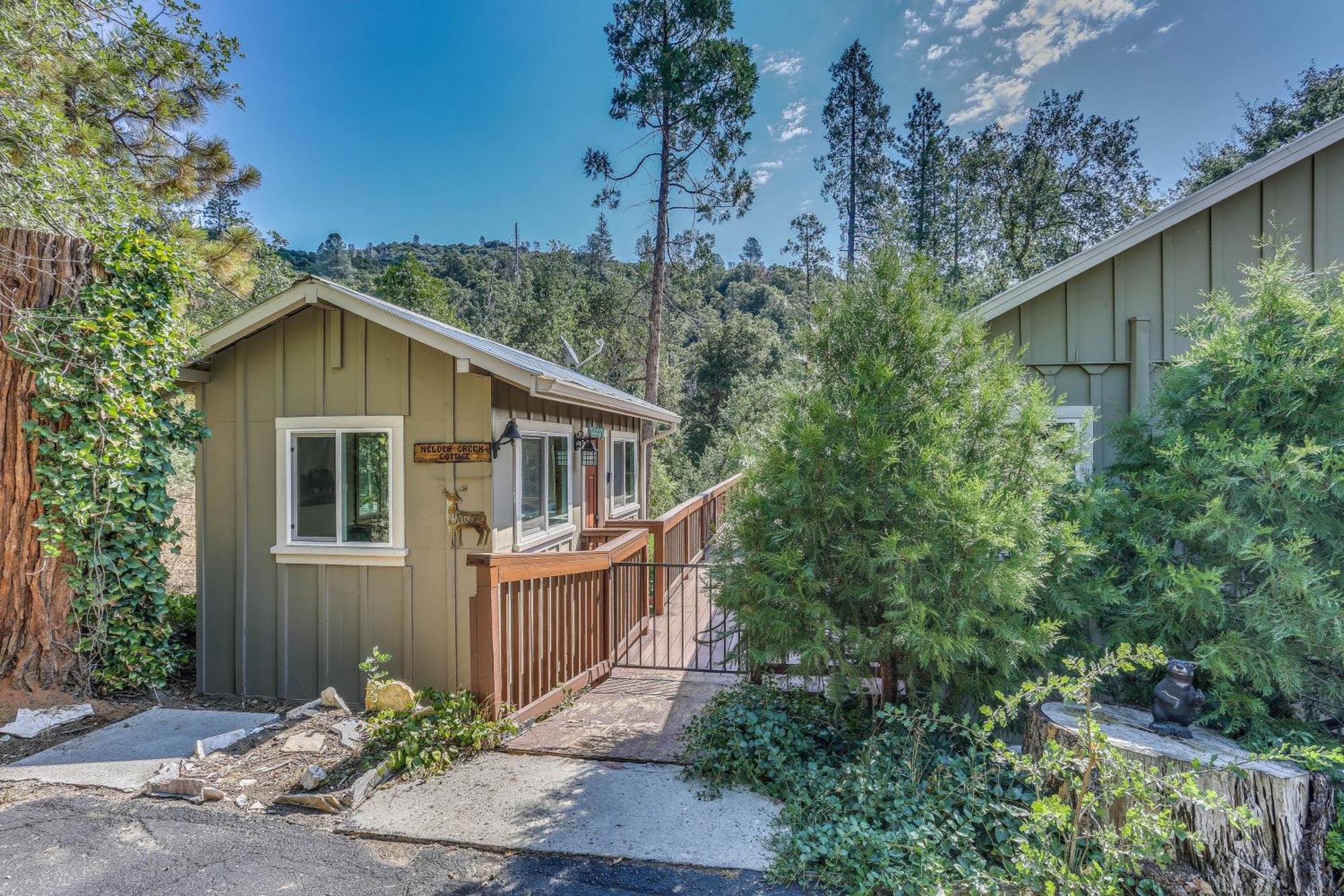 Rustic Oakhurst Retreat Less Than 4 Mi To Bass Lake! Villa Bagian luar foto