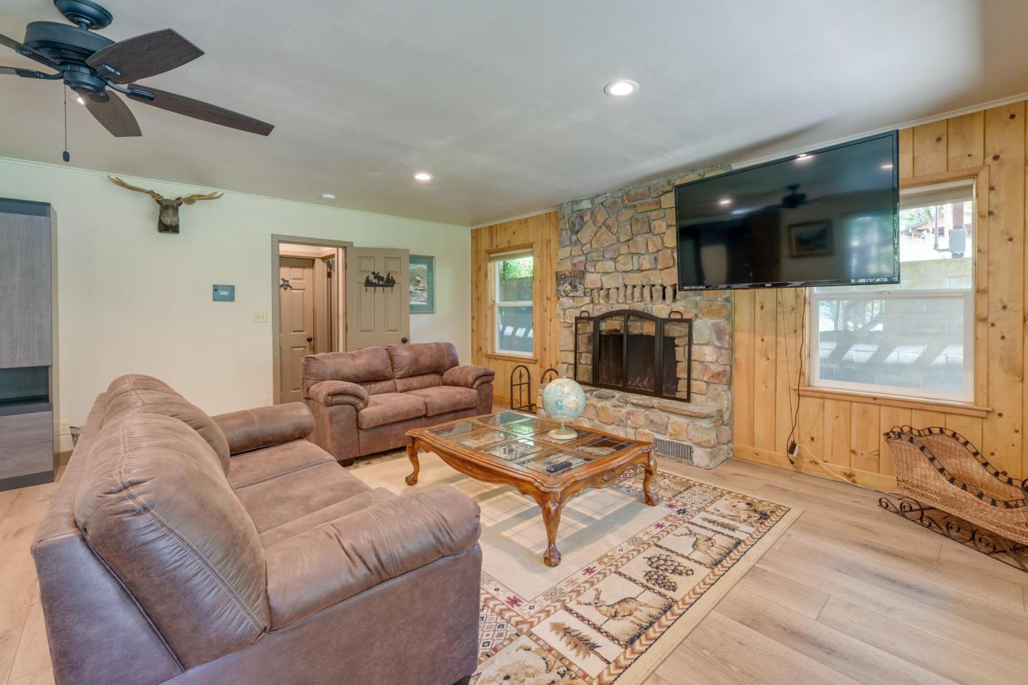 Rustic Oakhurst Retreat Less Than 4 Mi To Bass Lake! Villa Bagian luar foto